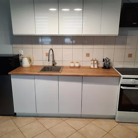 Apartament Witawa Gdynia, Pokoj Z Aneksem Kuchennym Po Remoncie