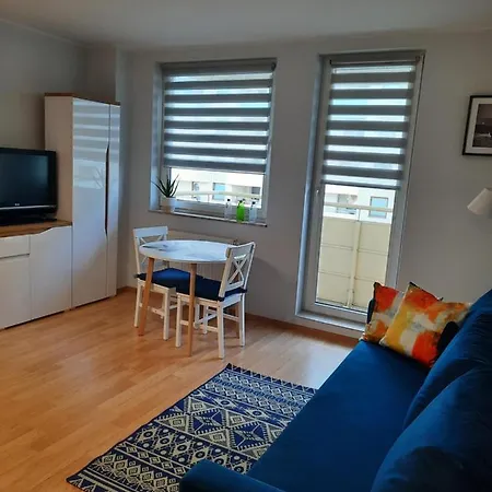 Appartement Apartament Witawa Gdynia, Pokoj Z Aneksem Kuchennym Po Remoncie